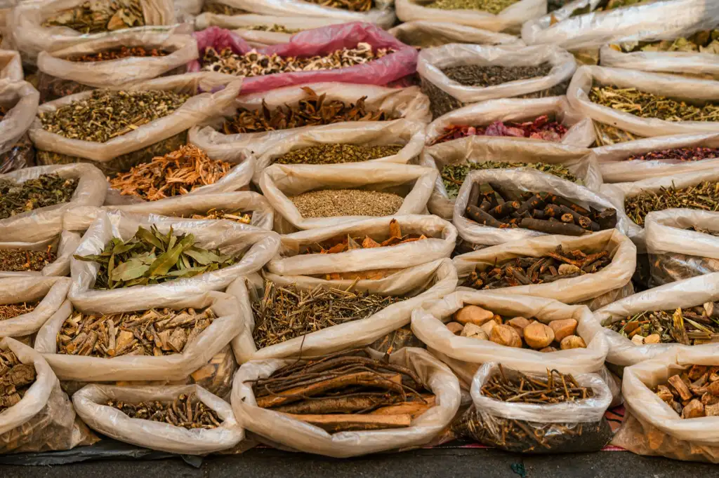 鄂托克旗冬季供暖管网保温管选型要点与节能效果分析